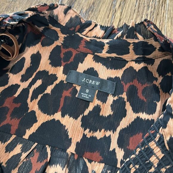Women’s J Crew leopard print shirt. Sz S - Picture 3 of 6
